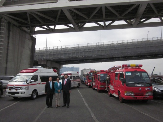 Ambulances and Fire Engines w Consul
